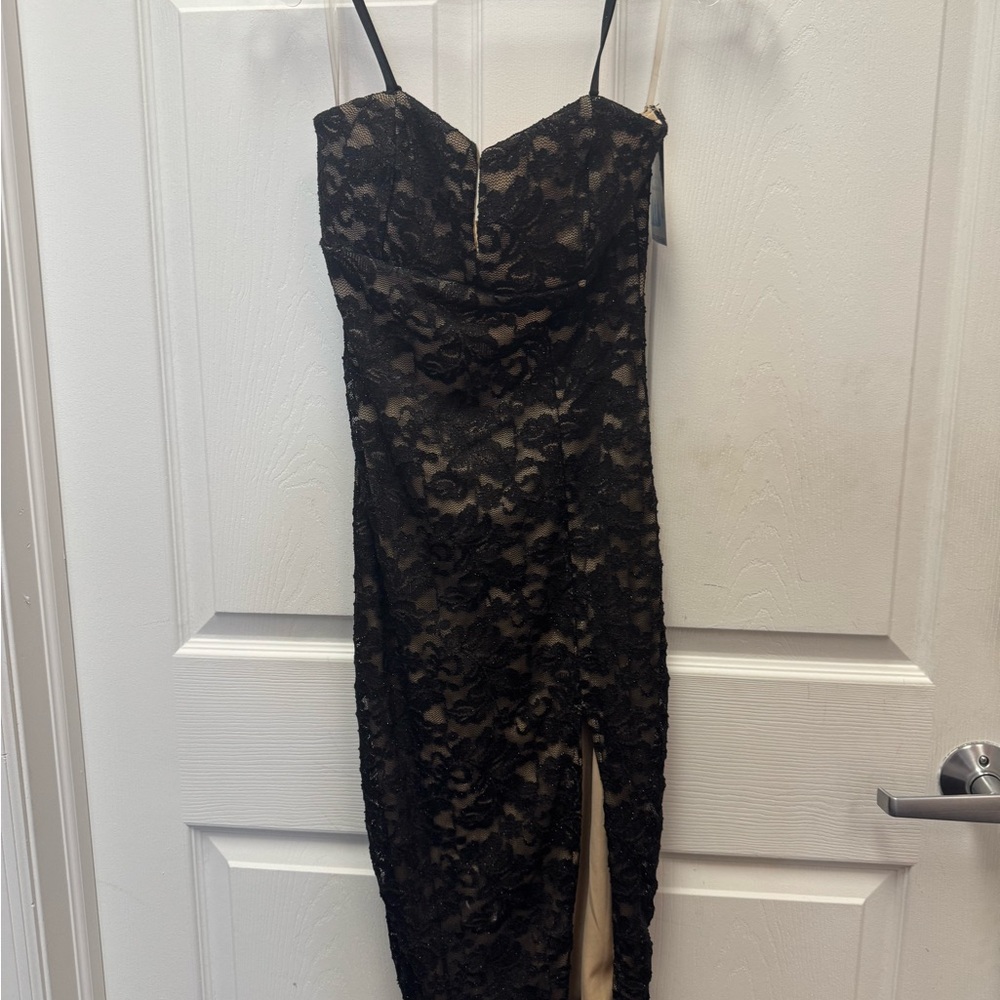 Elegant Black Lace Dress